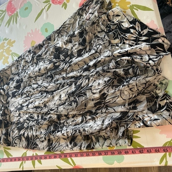 Donna Ricco size 14, 100% silk, black and white floral print dress - Picture 7 of 11